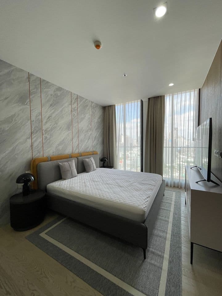 4956 – 201_bedroom.jpg
