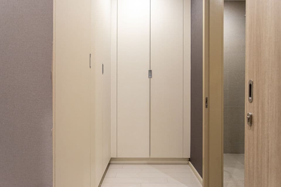 4958 – 702_other.jpg
