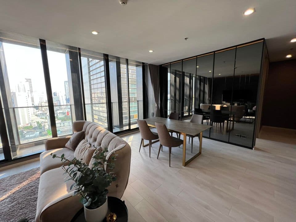 4959 – 102_living_room.jpg