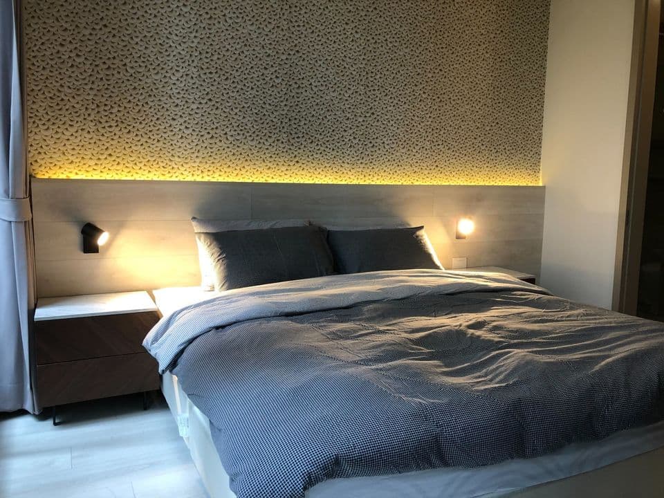 4961 – 202_bedroom.jpg