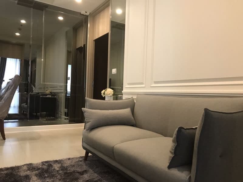4963 – 103_living_room.jpg