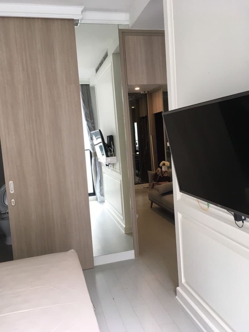 4963 – 106_living_room.jpg