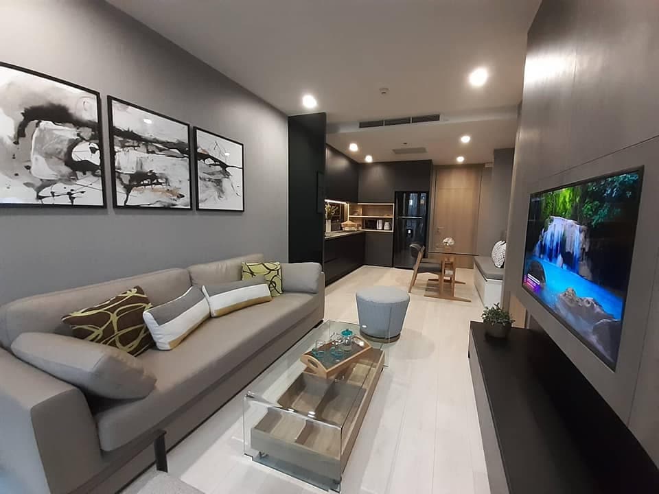 4965 – 104_living_room.jpg