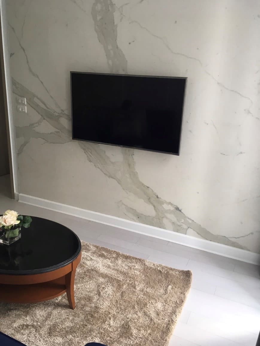 4966 – 103_living_room.jpg