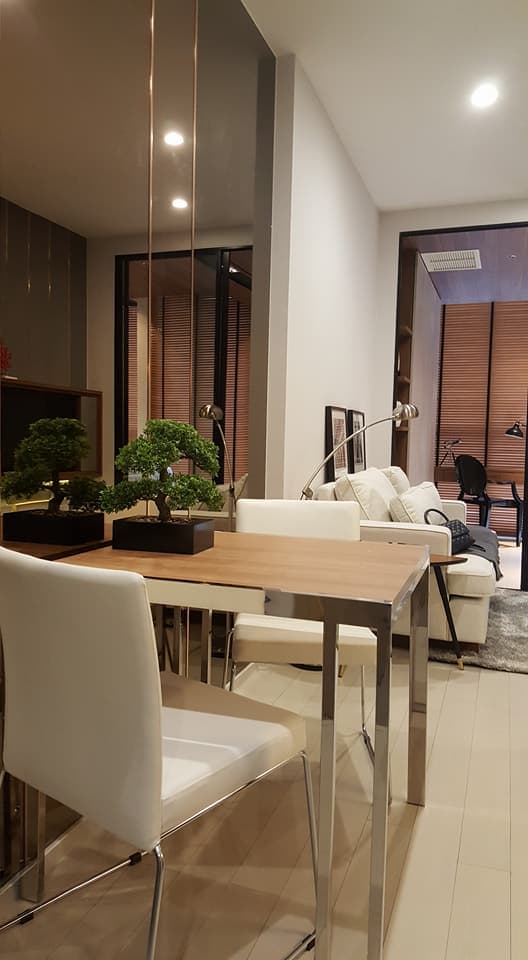 4967 – 103_living_room.jpg