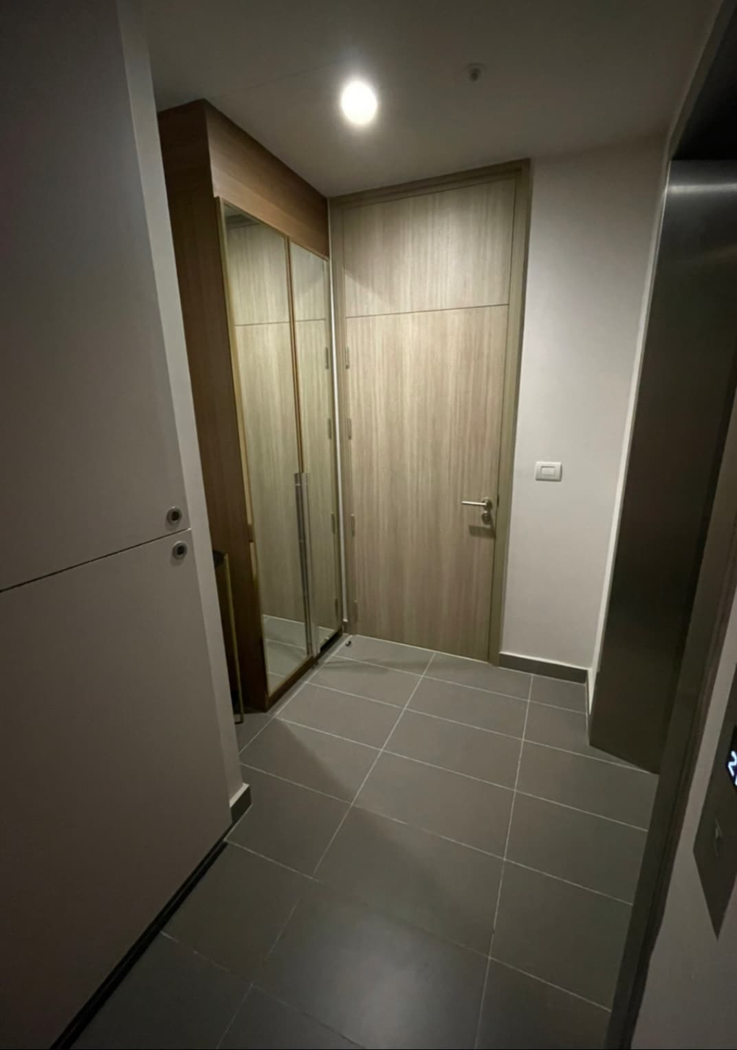 4970 – 701_other.jpg
