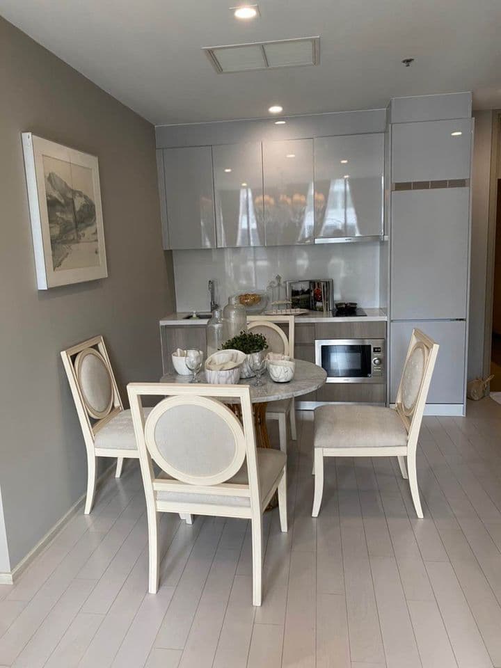 4976 – 401_kitchen.jpg