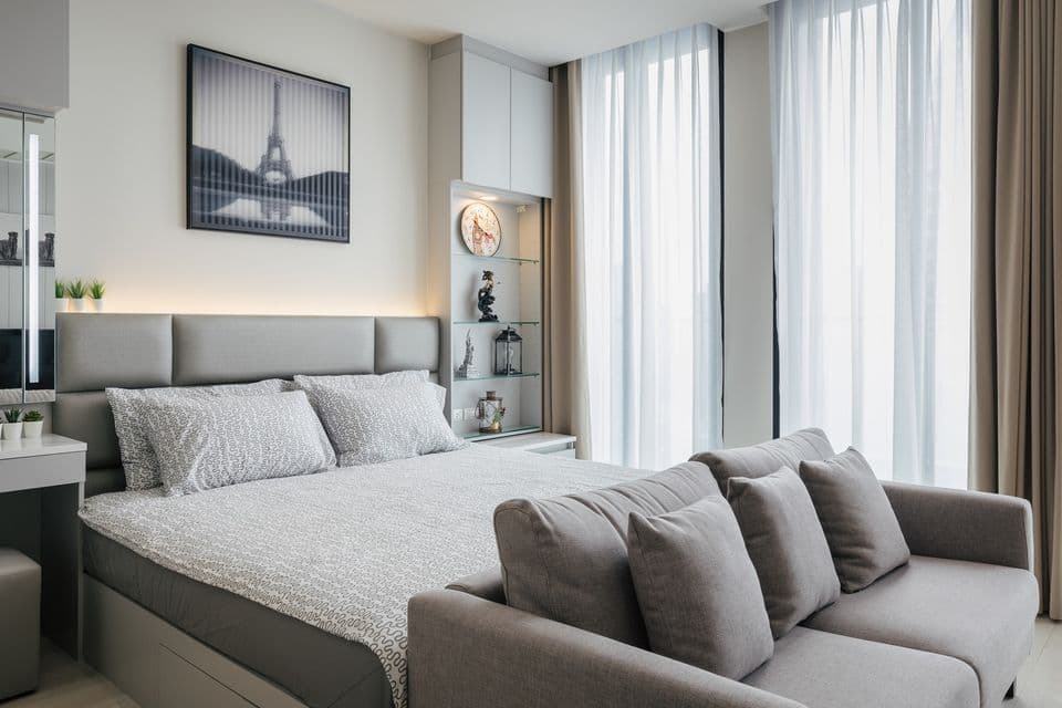 4977 – 104_living_room.jpg