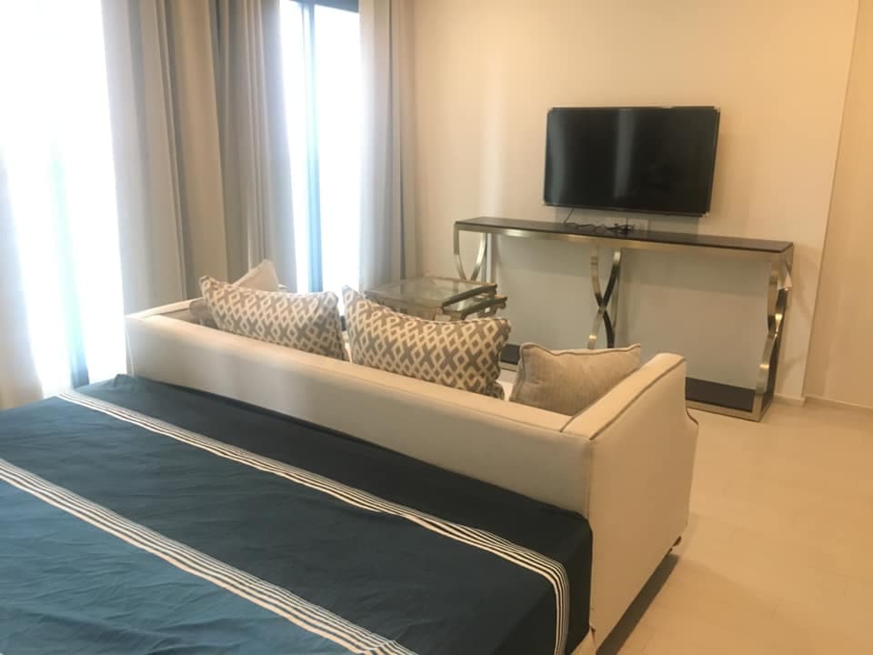 4987 – 102_living_room.jpg