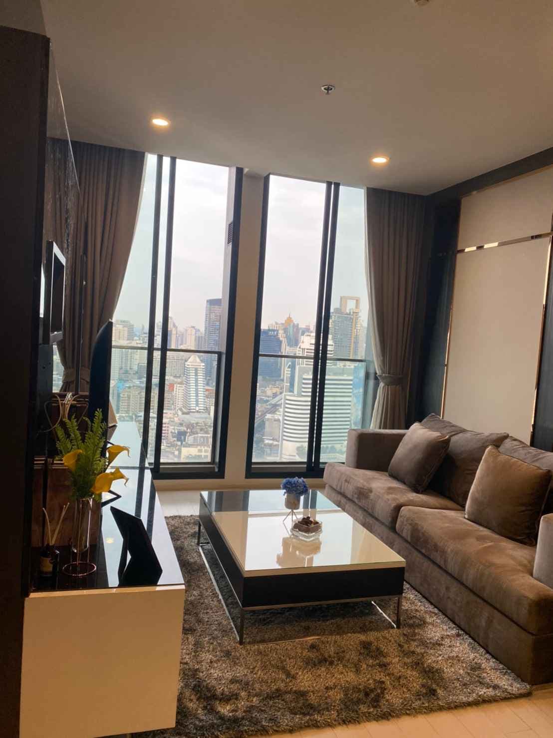 4990 – 101_living_room.jpg