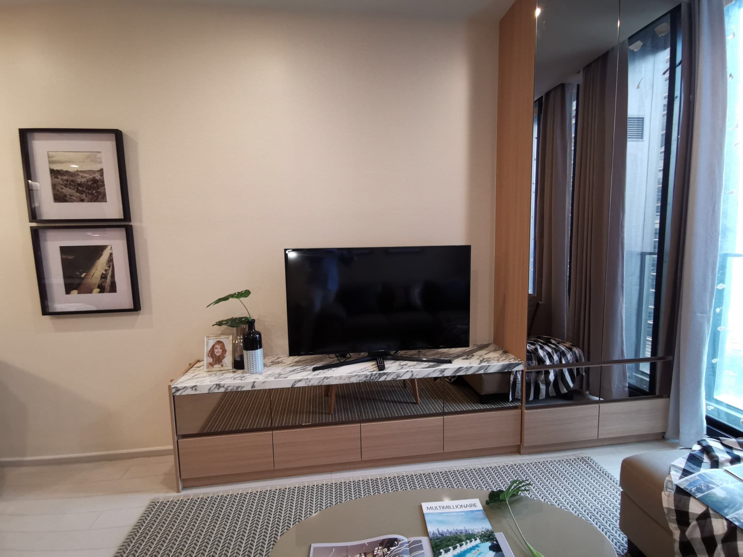 4993 – 101_living_room.jpg