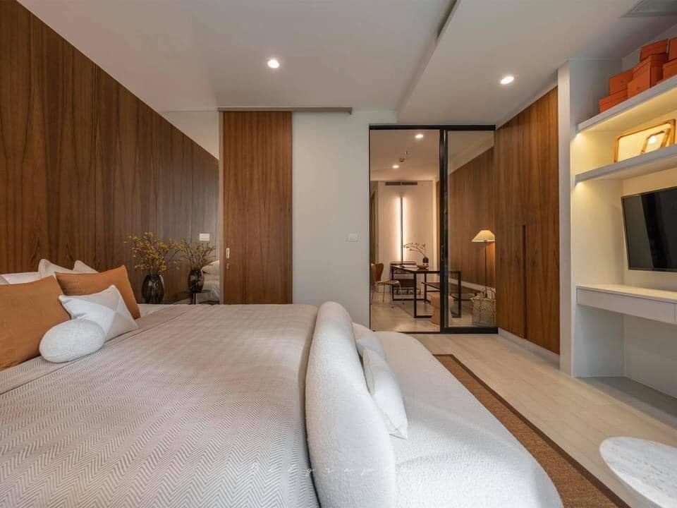 5000 – 101_living_room.jpg