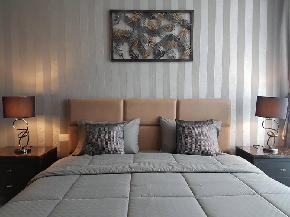 5001 – 202_bedroom.jpg