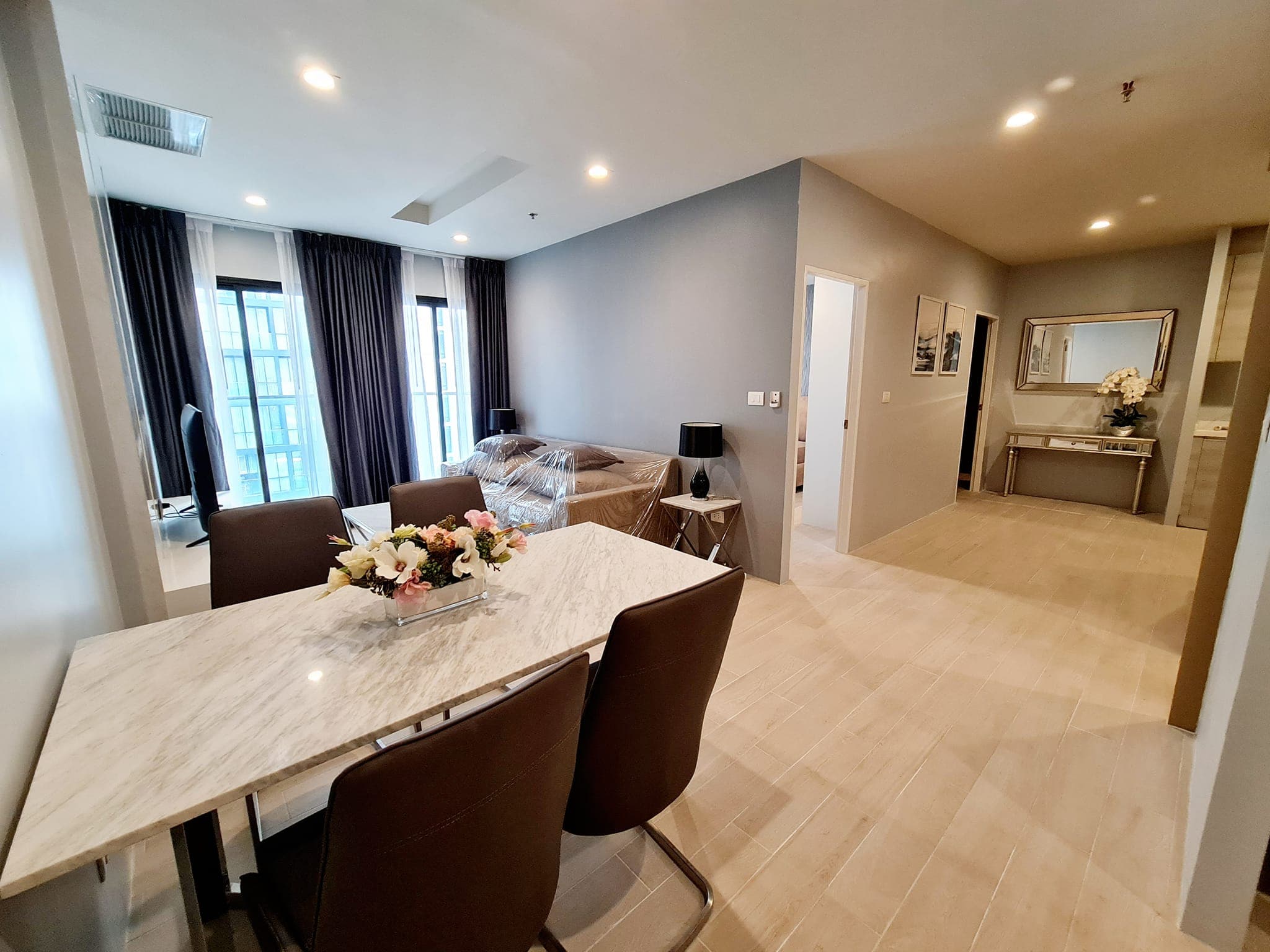 5004 – 101_living_room.jpg