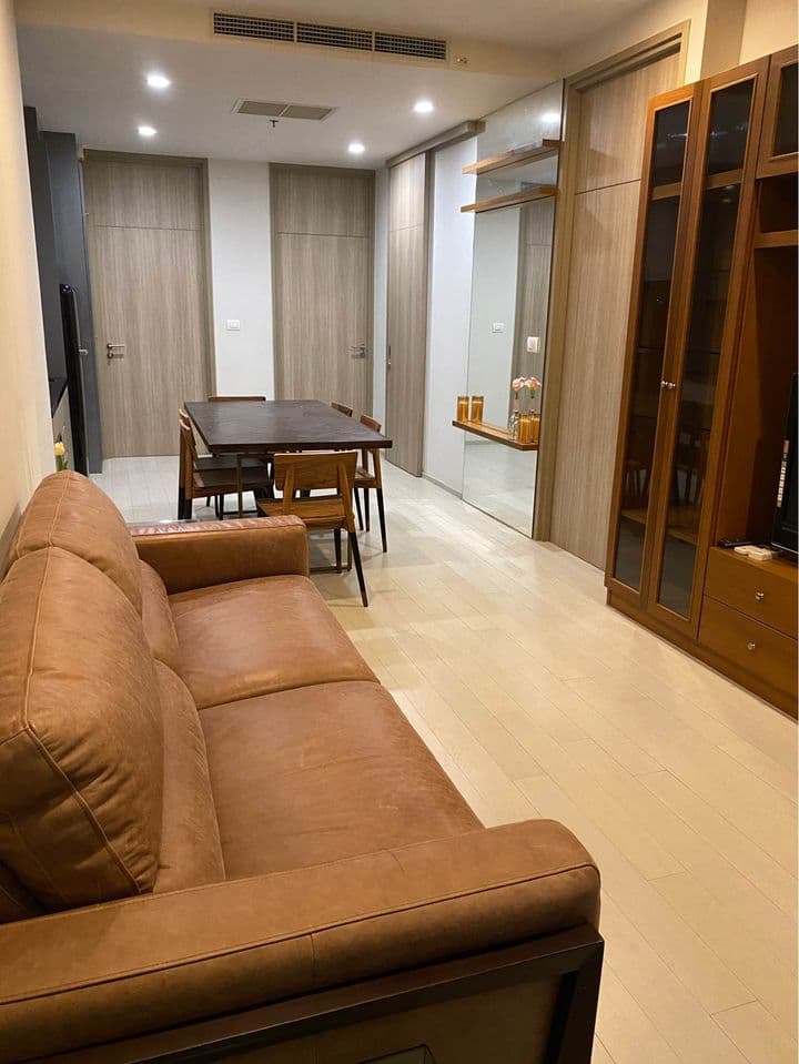 5007 – 104_living_room.jpg