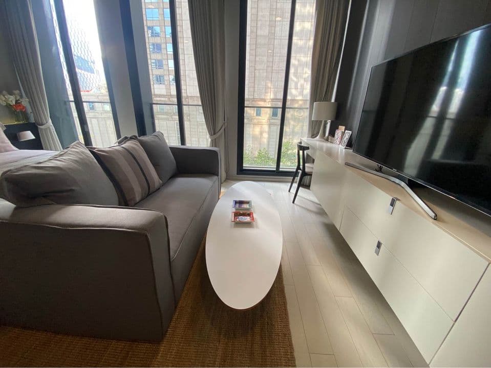 5009 – 103_living_room.jpg