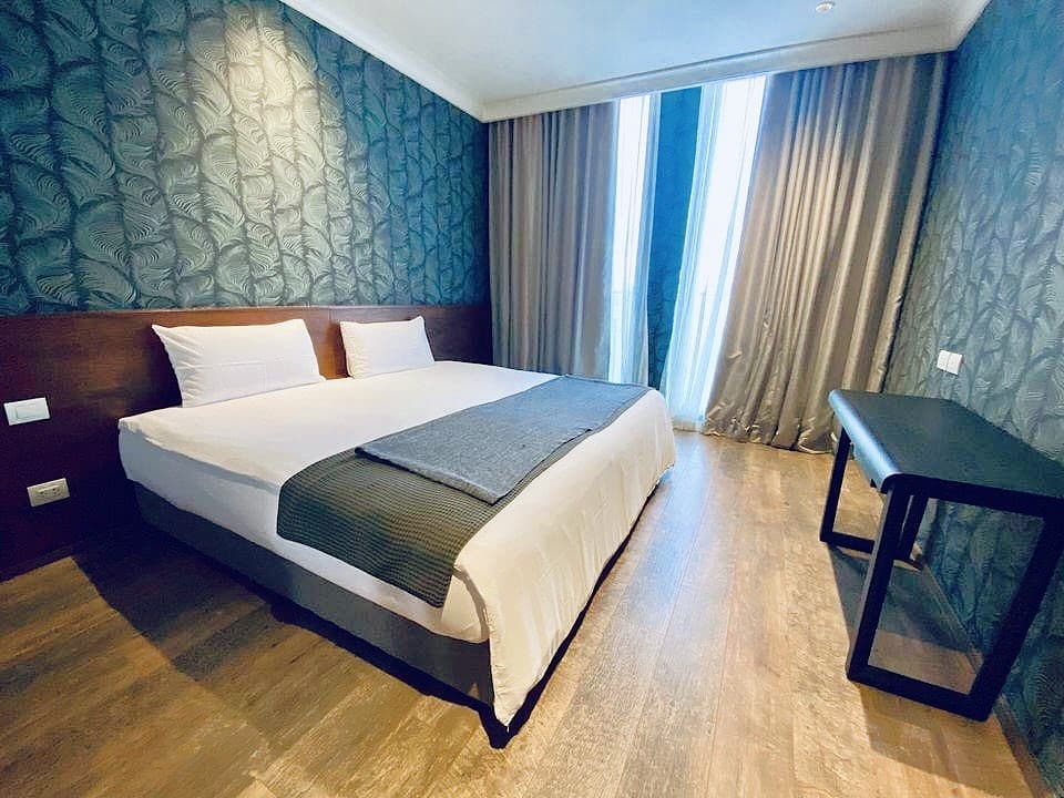 5013 – 201_bedroom.jpg