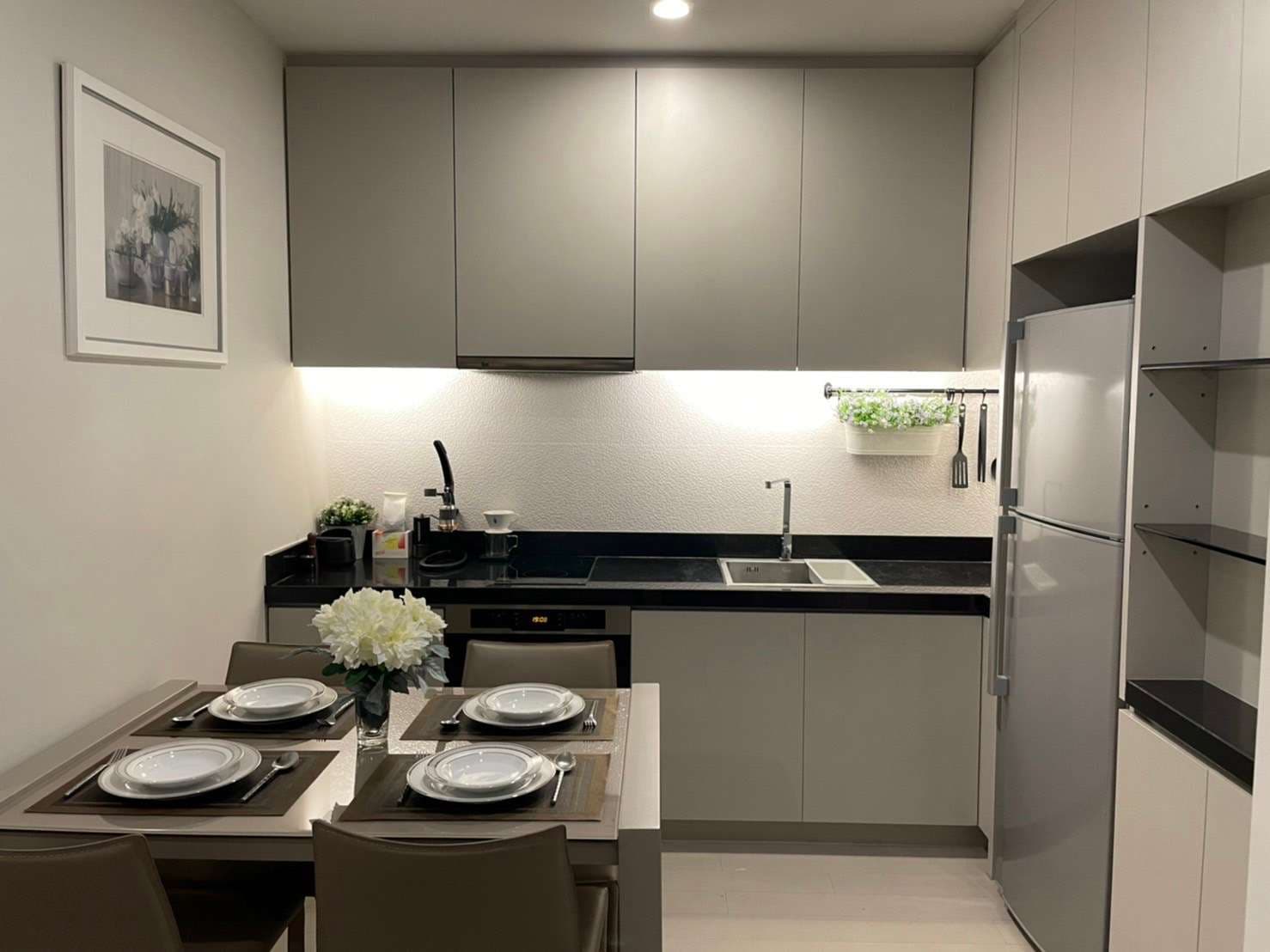 5016 – 401_kitchen.jpg
