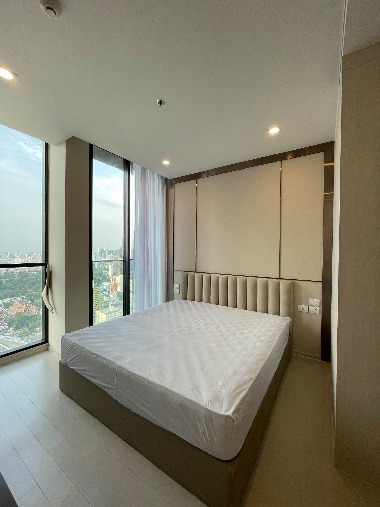 5032 – 202_bedroom.jpg