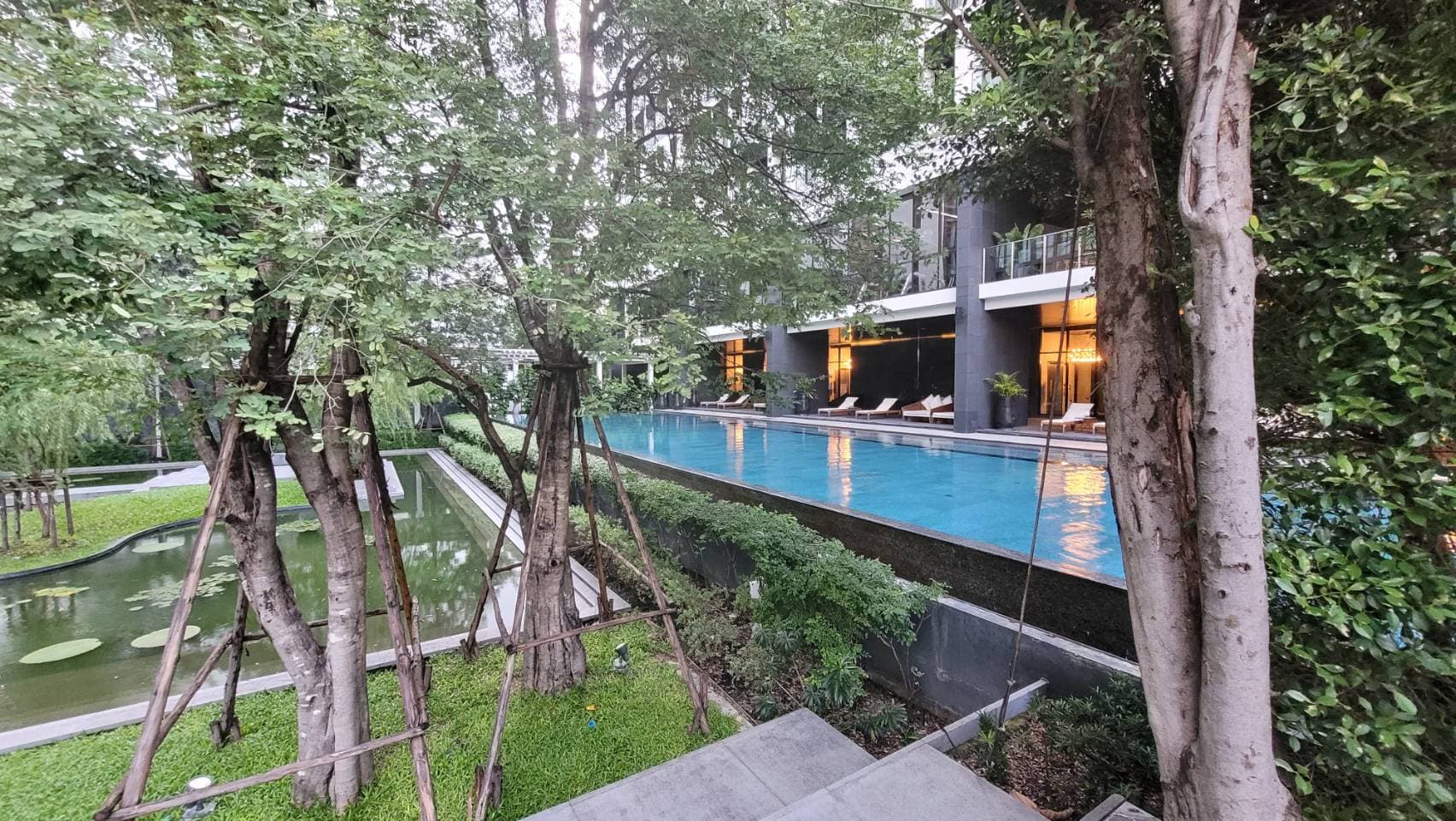 5036 – 607_terrace.jpg