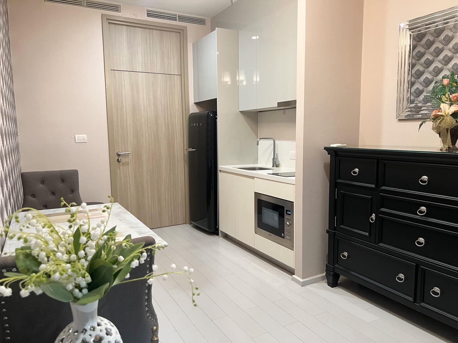 5039 – 109_living_room.jpg