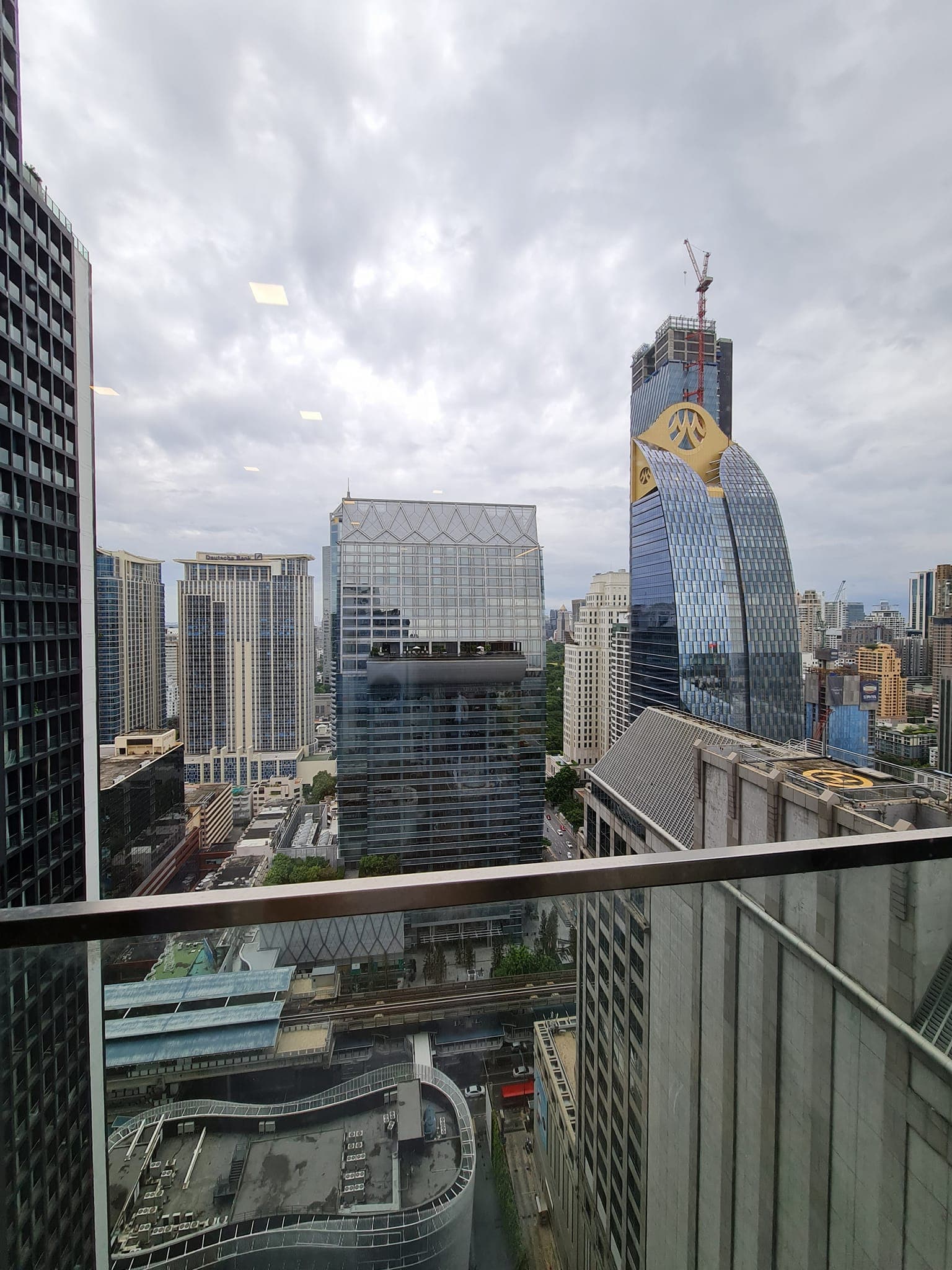 5041 – 601_terrace.jpg