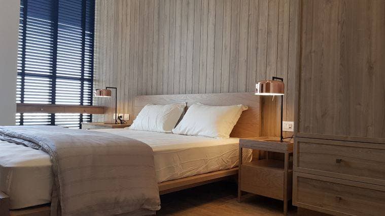 5042 – 201_bedroom.jpg