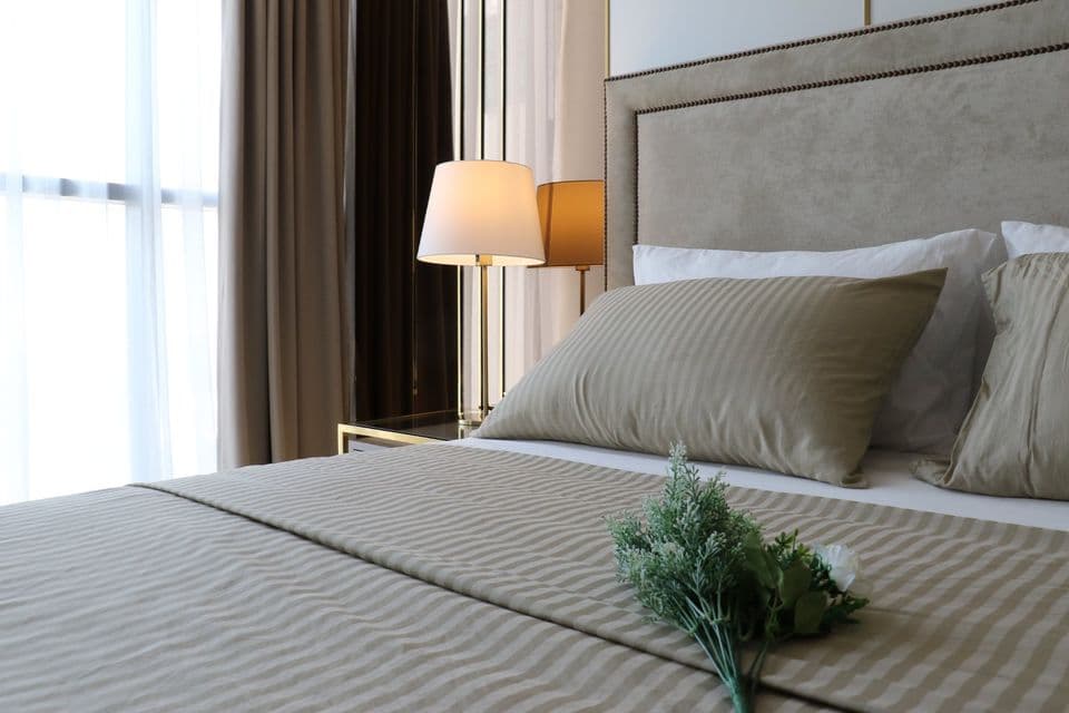 5046 – 202_bedroom.jpg