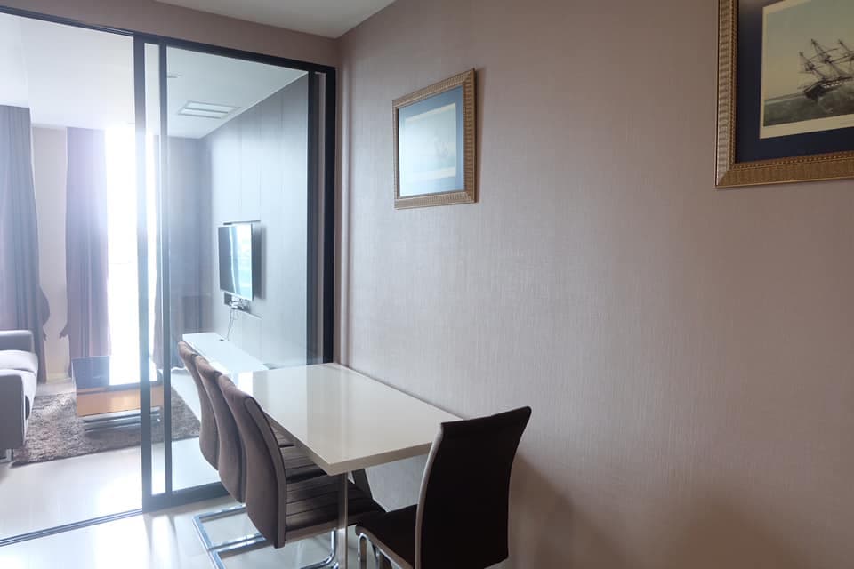 5047 – 103_living_room.jpg