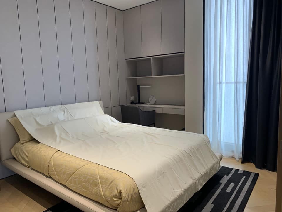 5048 – 202_bedroom.jpg