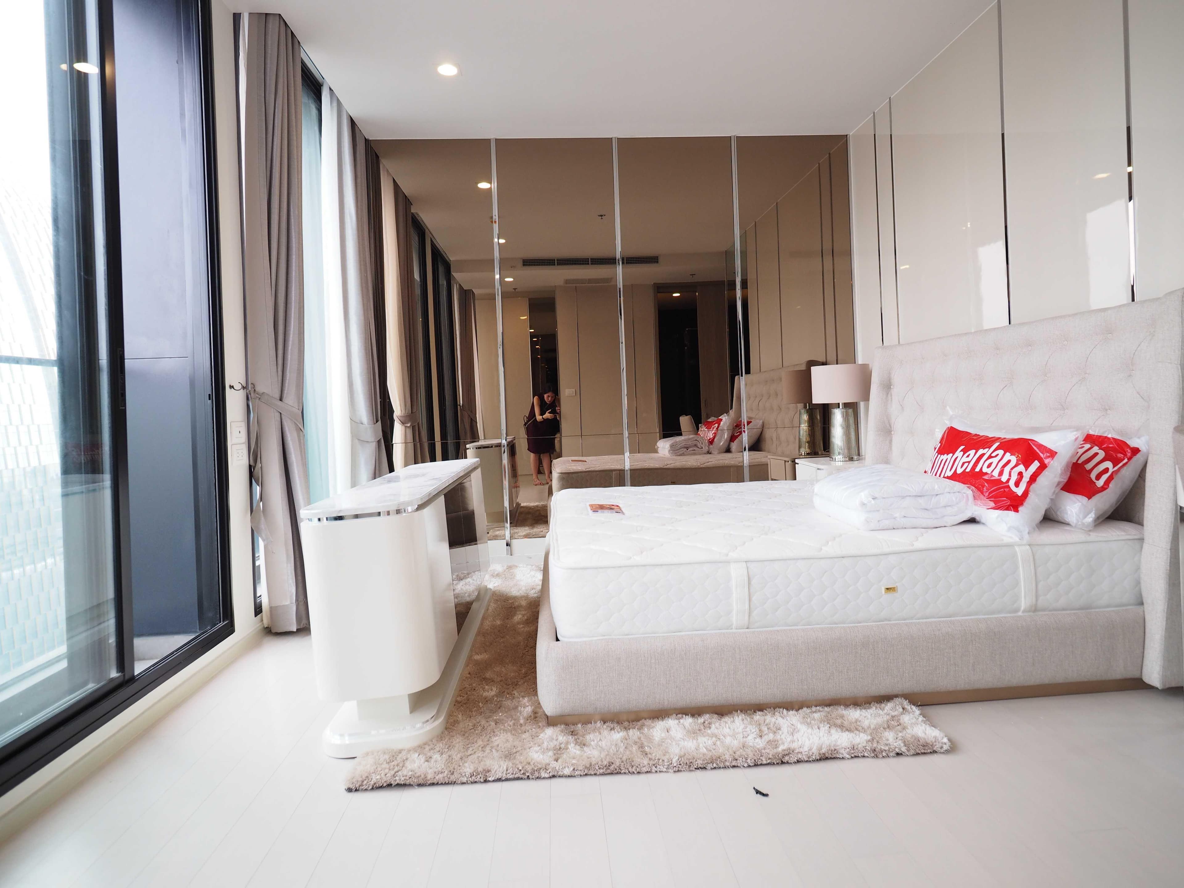 5052 – 303_bathroom.jpg