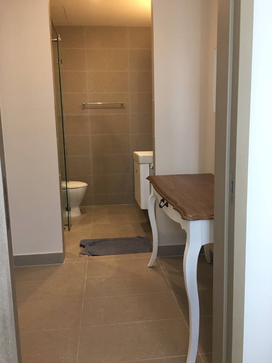 5054 – 301_bathroom.jpg