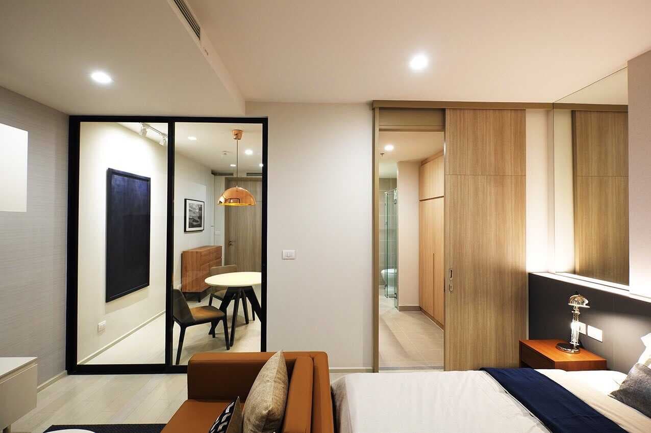 5055 – 102_living_room.jpg