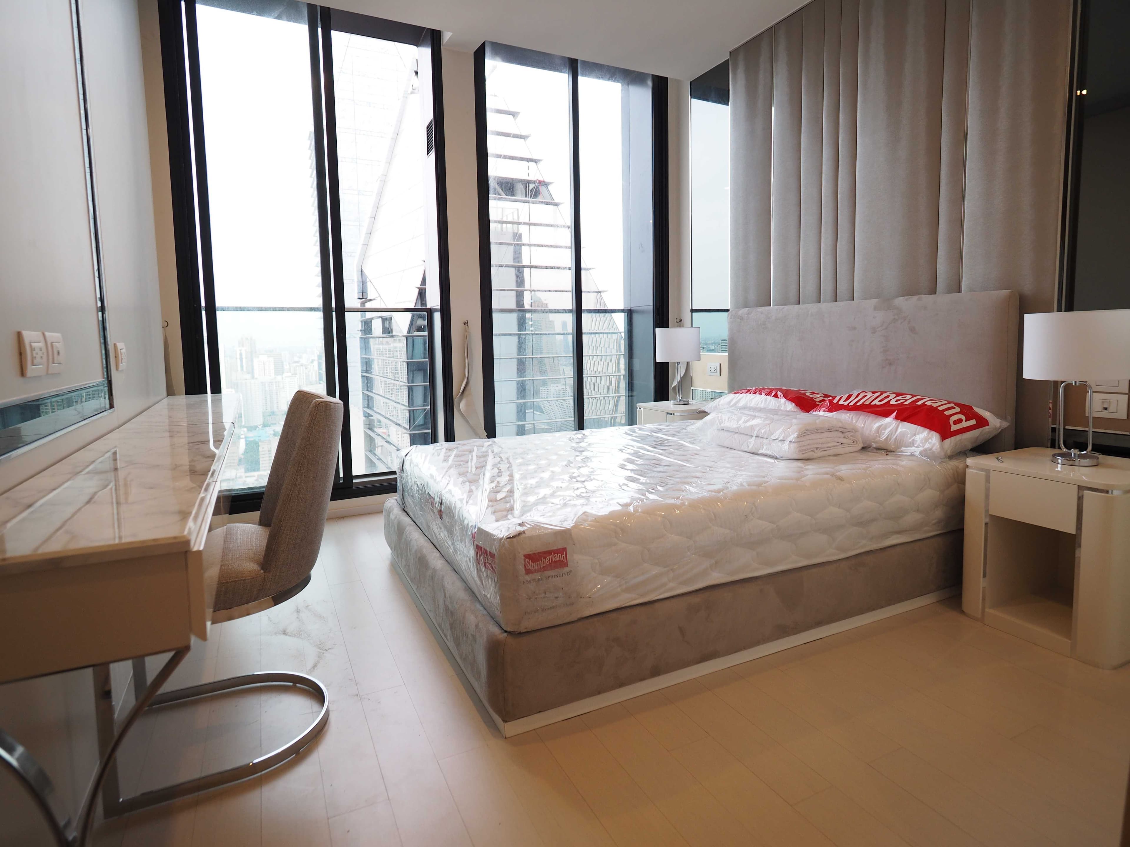 5069 – 202_bedroom.jpg