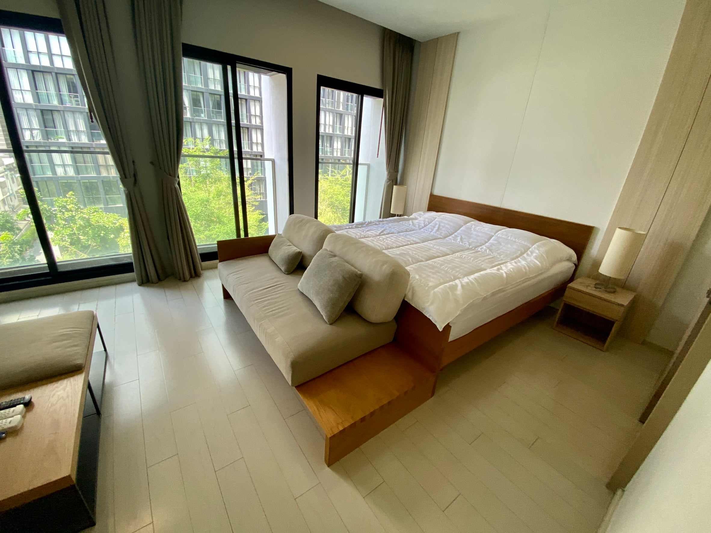 5072 – 101_living_room.jpg