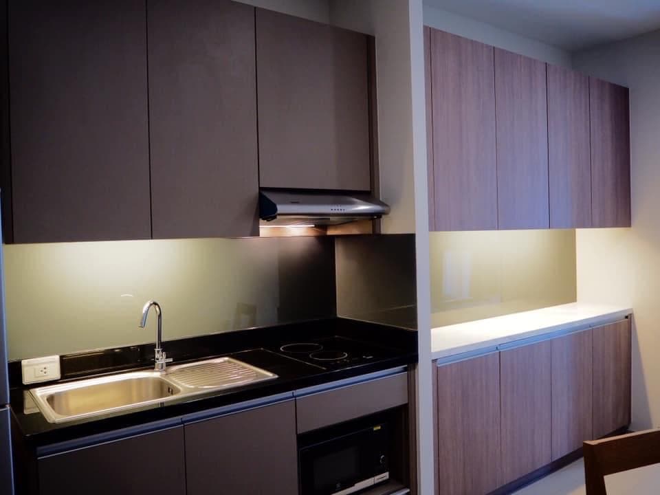 5073 – 402_kitchen.jpg