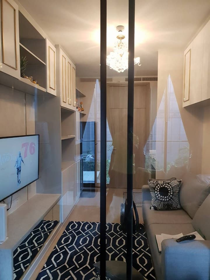 5077 – 103_living_room.jpg