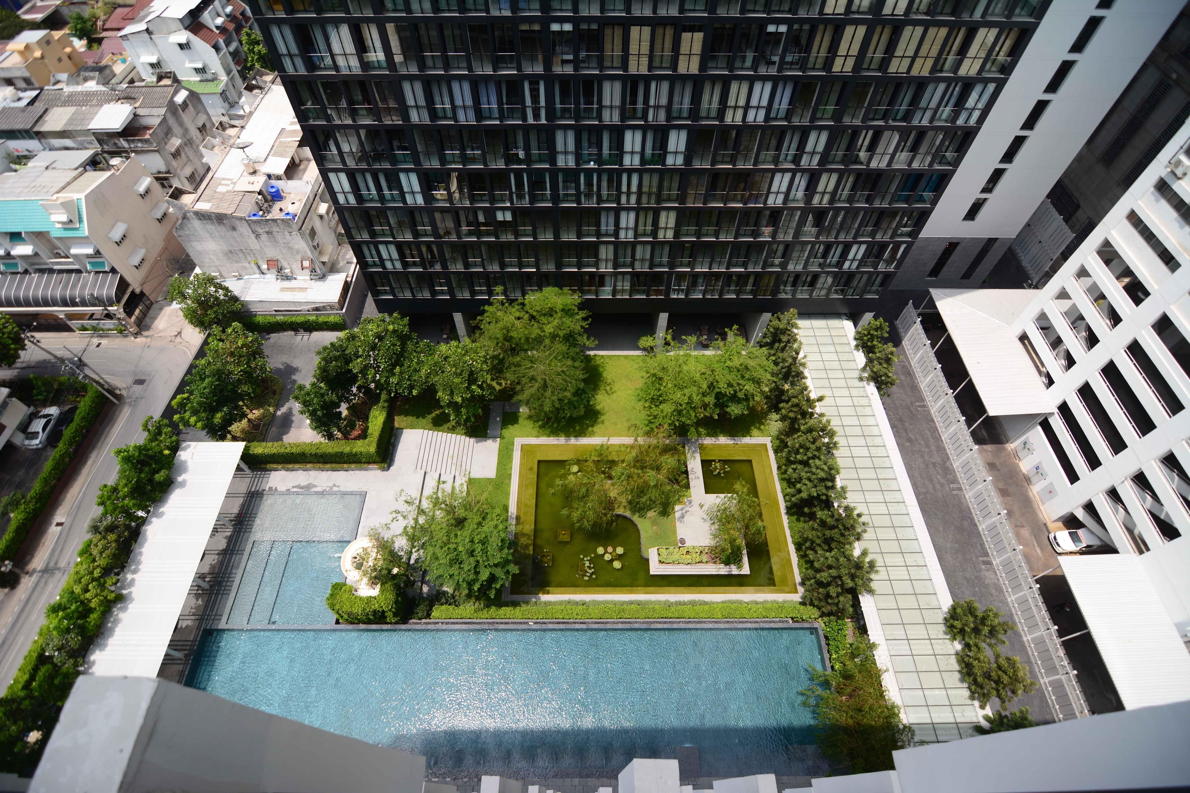 5078 – 601_terrace.jpg
