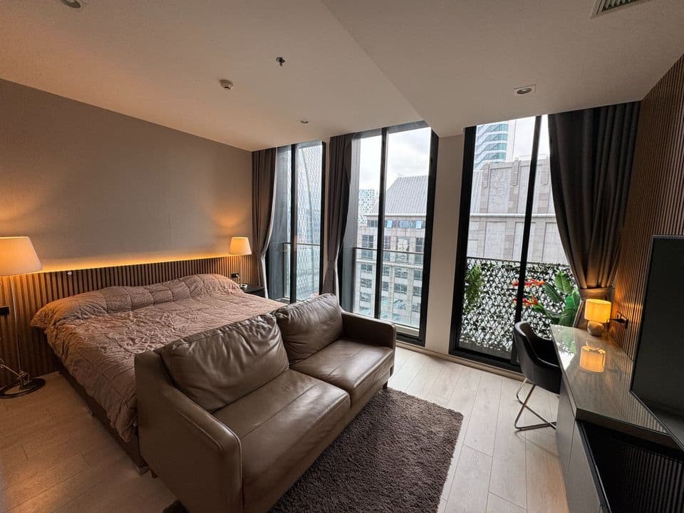 5079 – 101_living_room.jpg