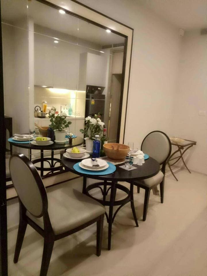 5080 – 401_kitchen.jpg