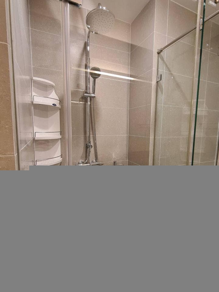 5083 – 301_bathroom.jpg