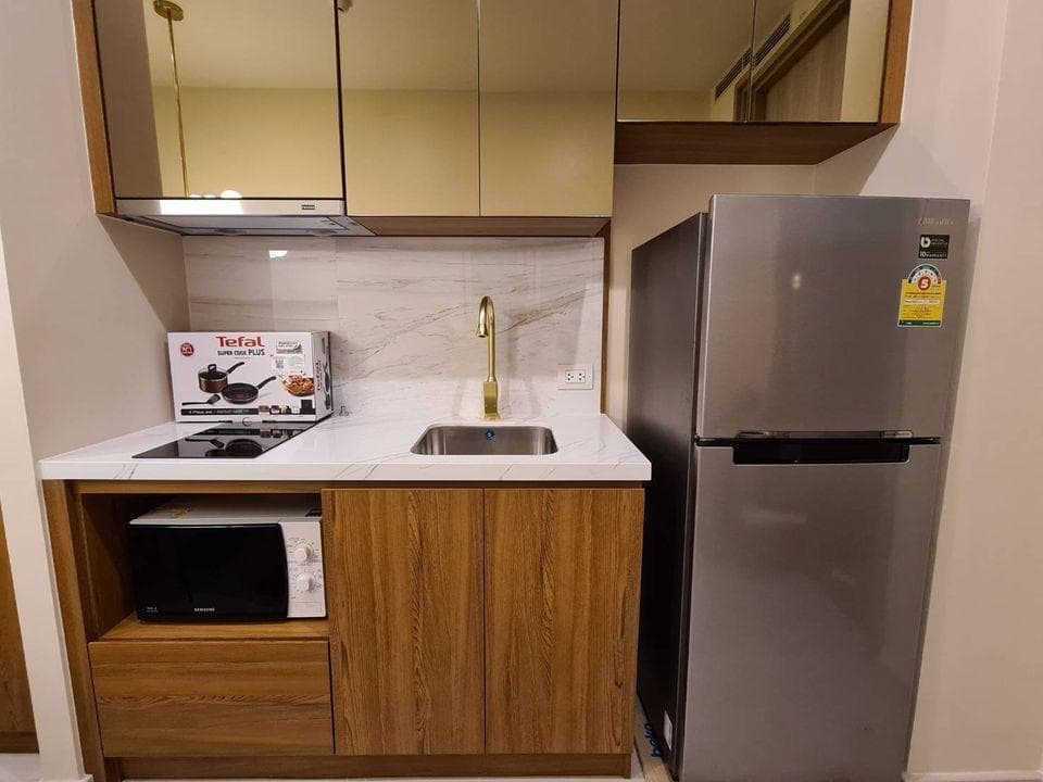 5083 – 401_kitchen.jpg