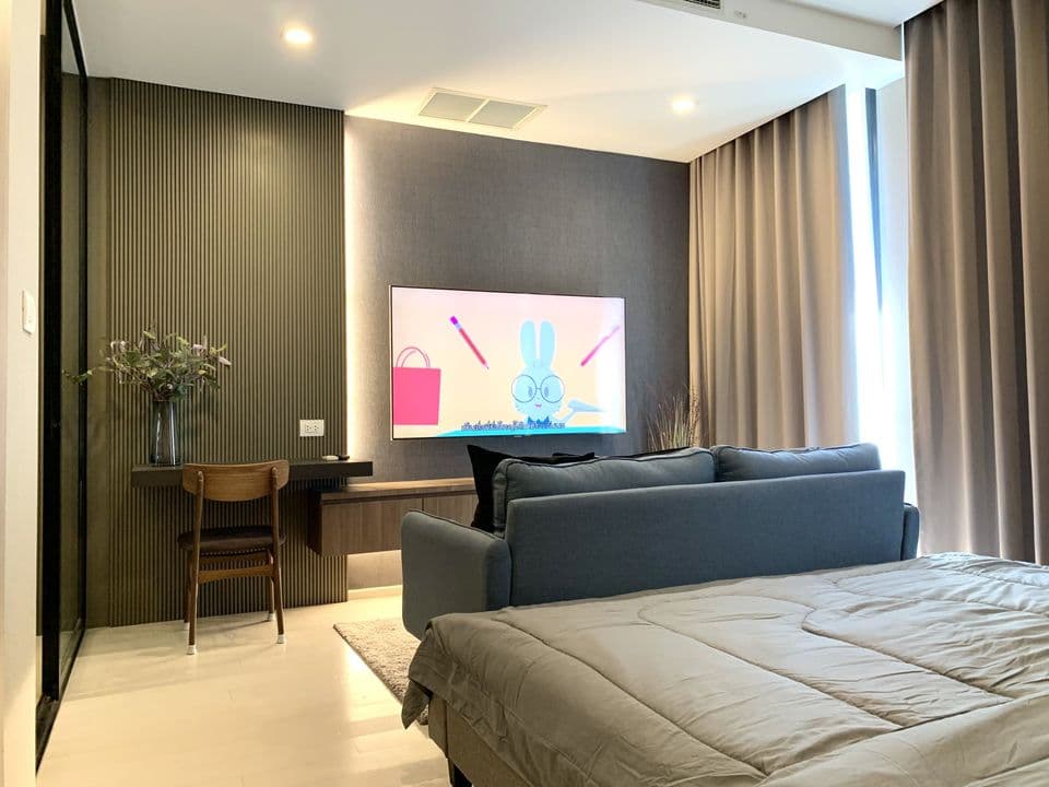 5084 – 101_living_room.jpg