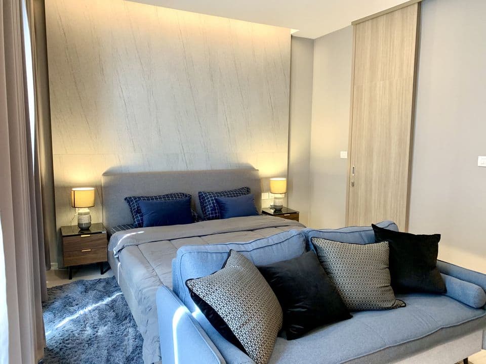 5084 – 201_bedroom.jpg
