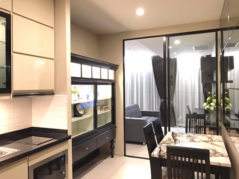 5106 – 103_living_room.jpg