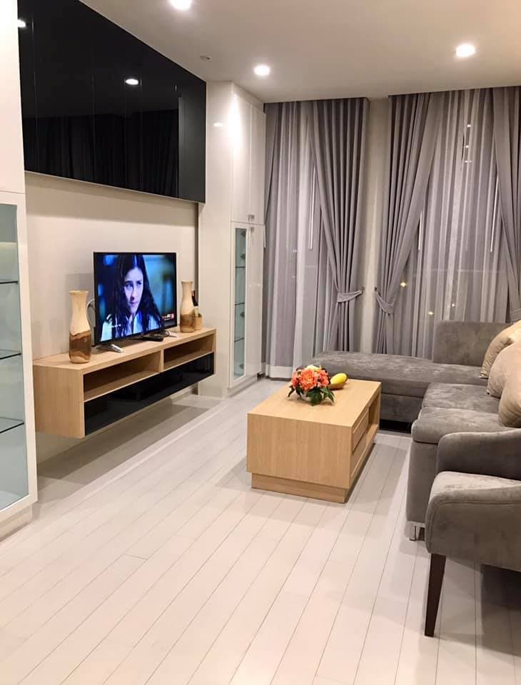 5109 – 103_living_room.jpg