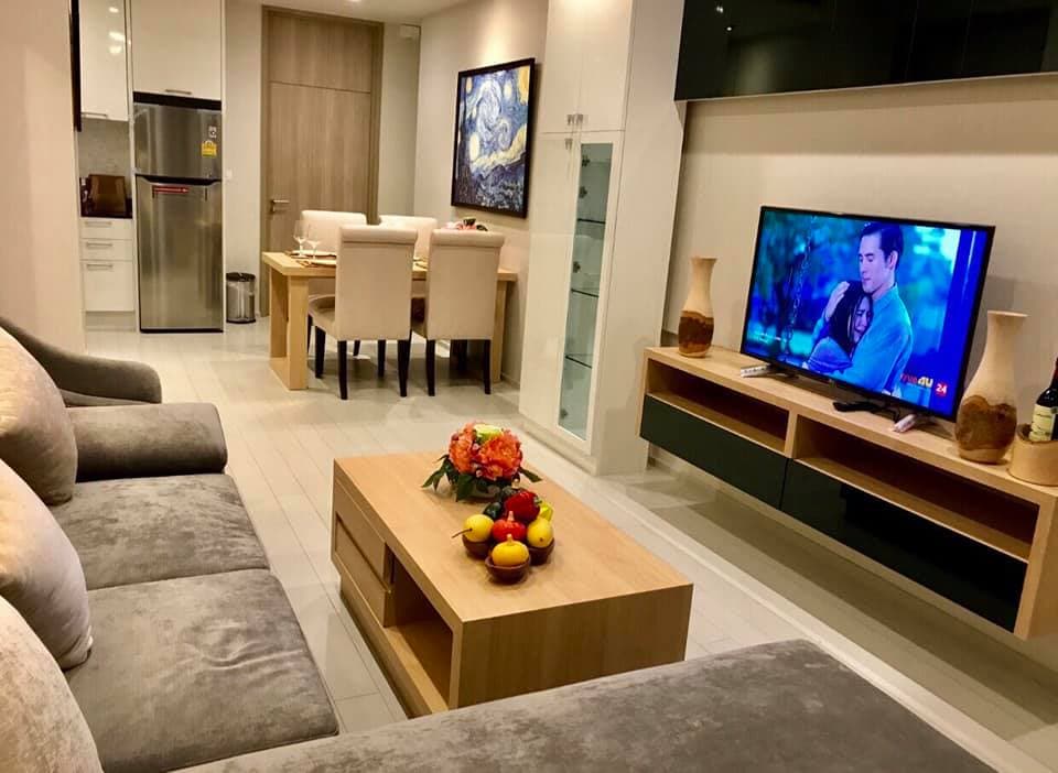 5110 – 101_living_room.jpg