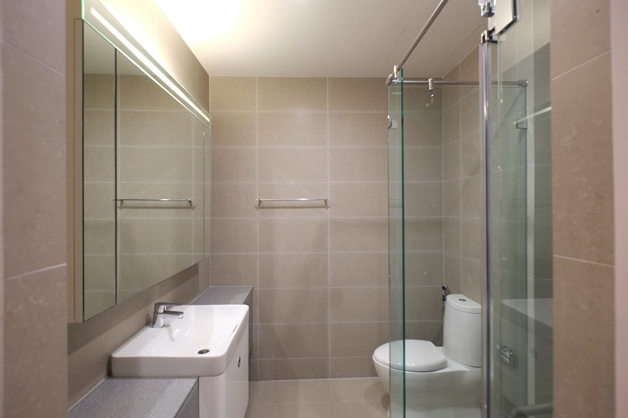 5117 – 301_bathroom.jpg