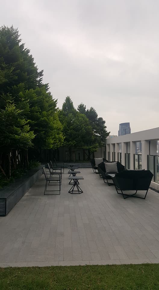 5134 – 601_terrace.jpg