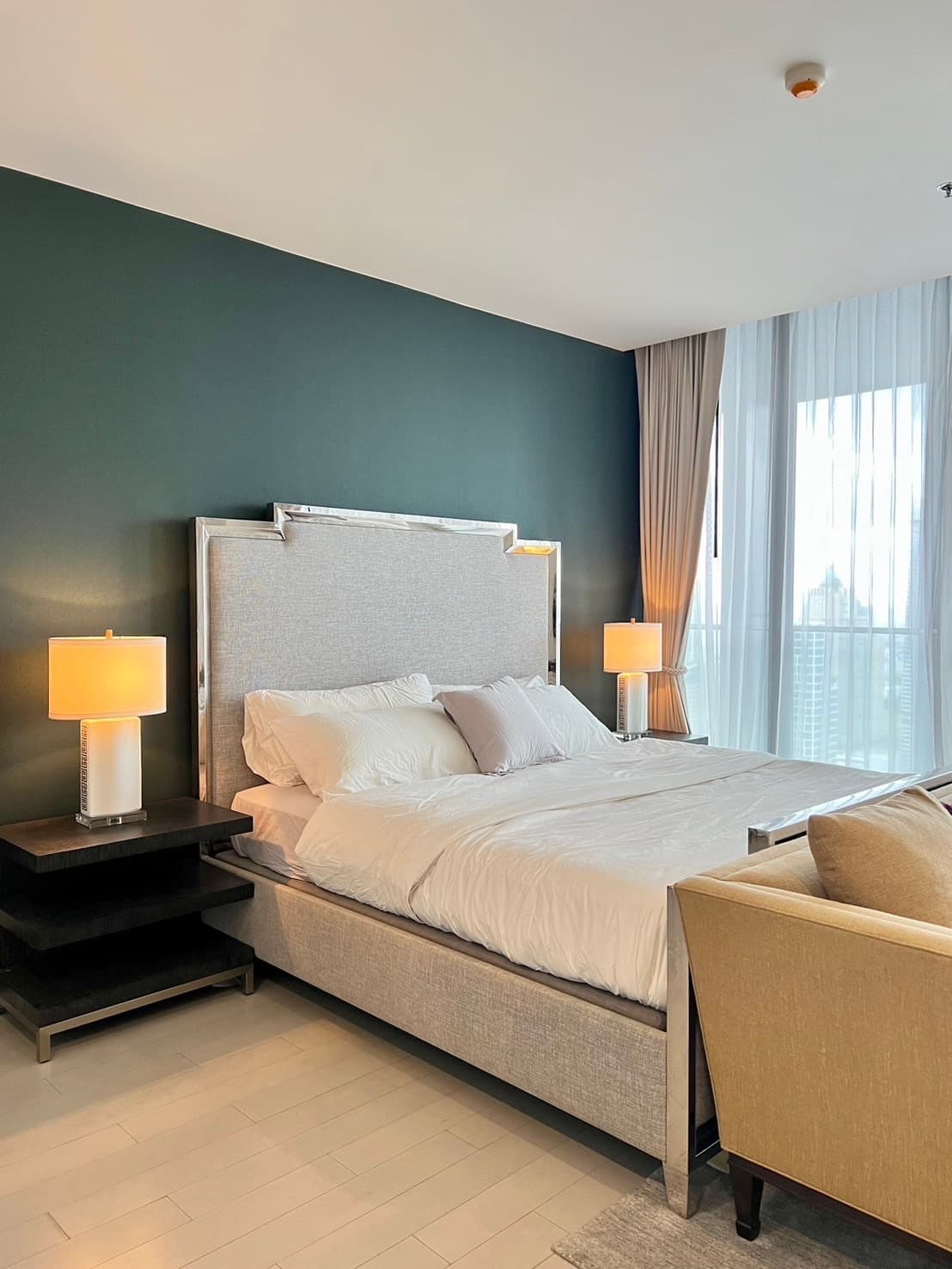 5136 – 109_living_room.jpg
